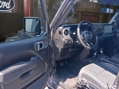 2025 Jeep Gladiator Nighthawk