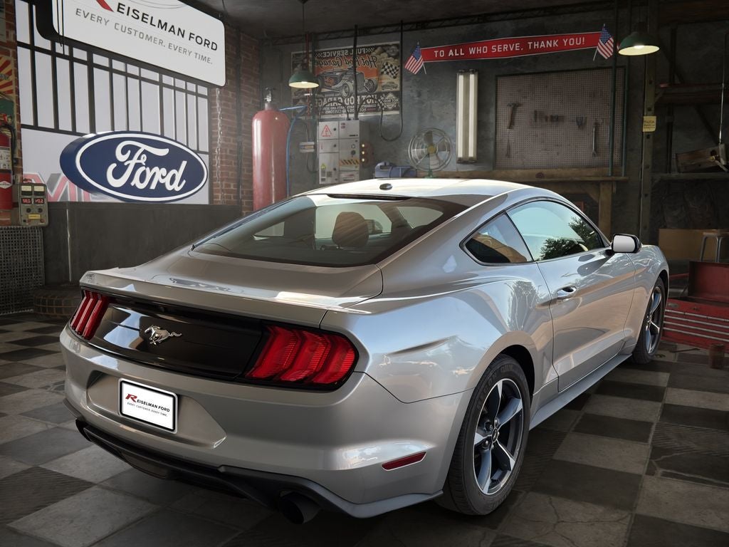 2020 Ford Mustang EcoBoost
