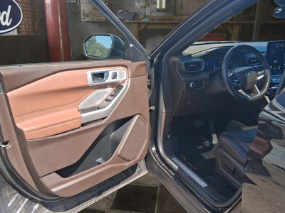 2022 Ford Explorer King Ranch