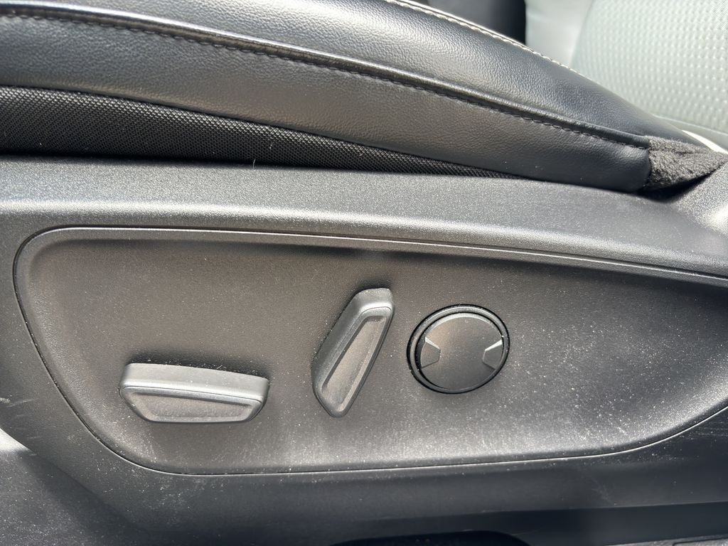 2023 Ford Escape Plug-In Hybrid Base