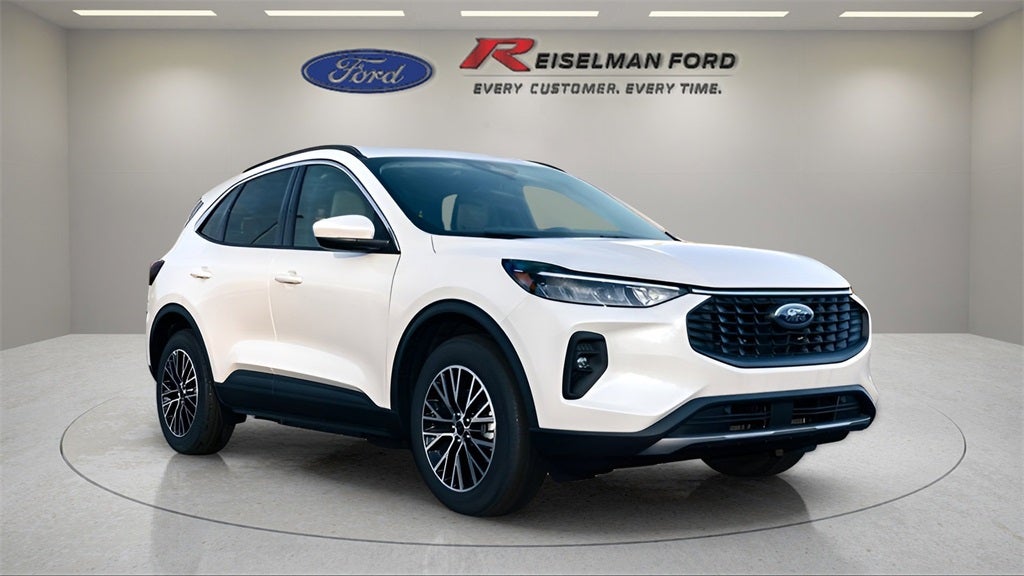 2024 Ford Escape Plug-In Hybrid Base
