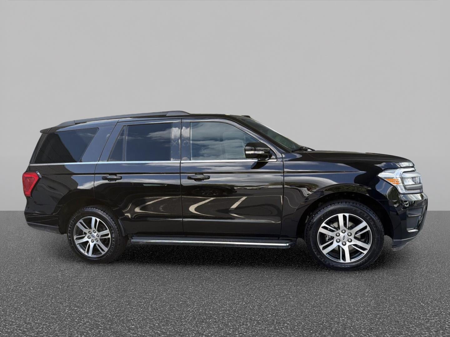 2023 Ford Expedition XLT