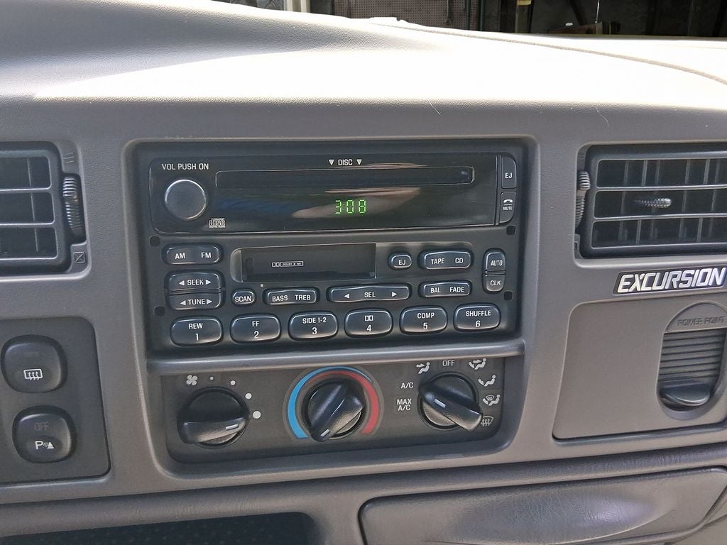 2000 Ford Excursion Limited