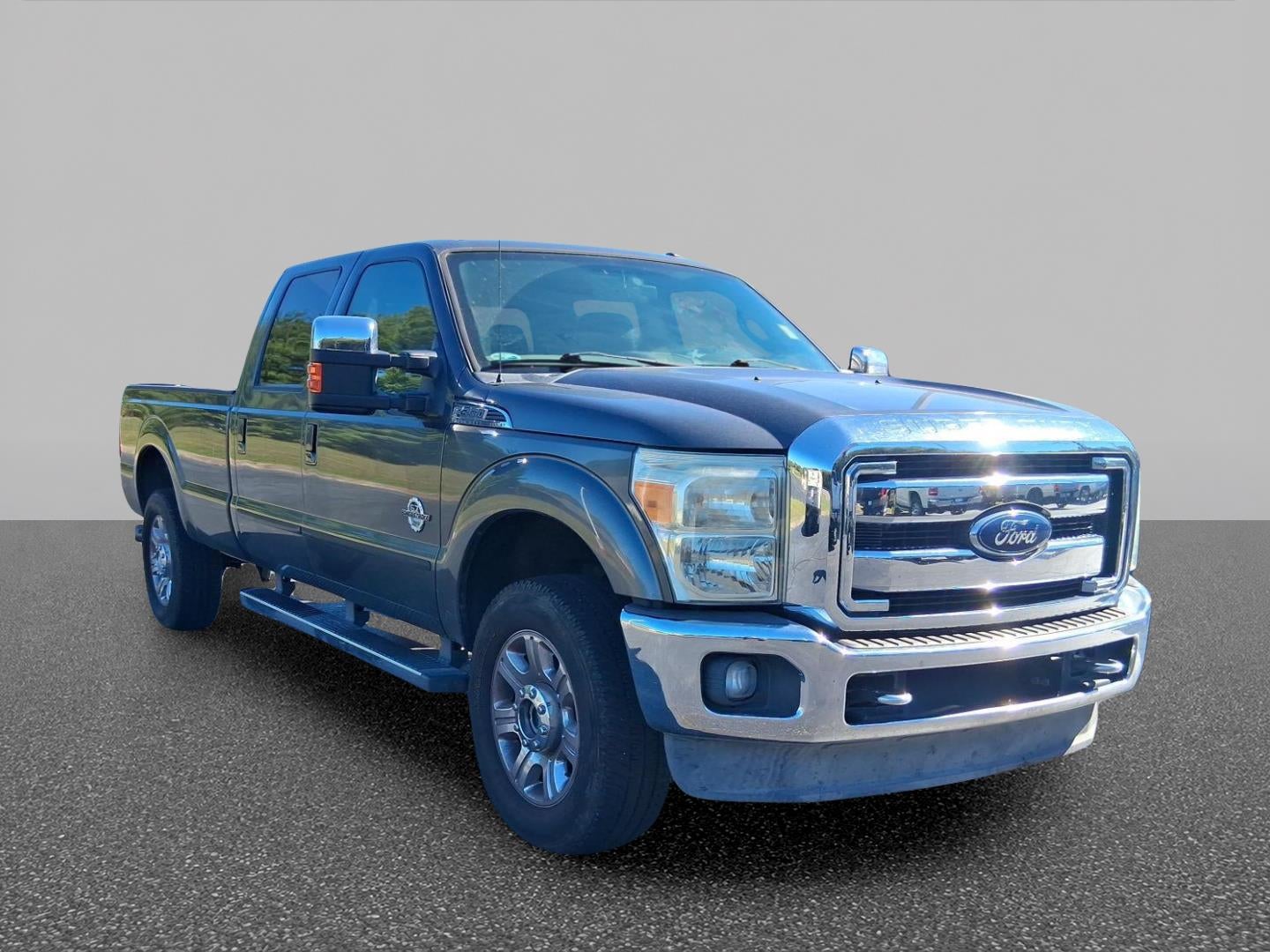 2016 Ford Super Duty F-350 Lariat