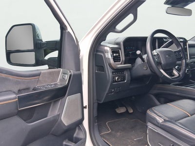 2024 Ford Super Duty F-350 Platinum