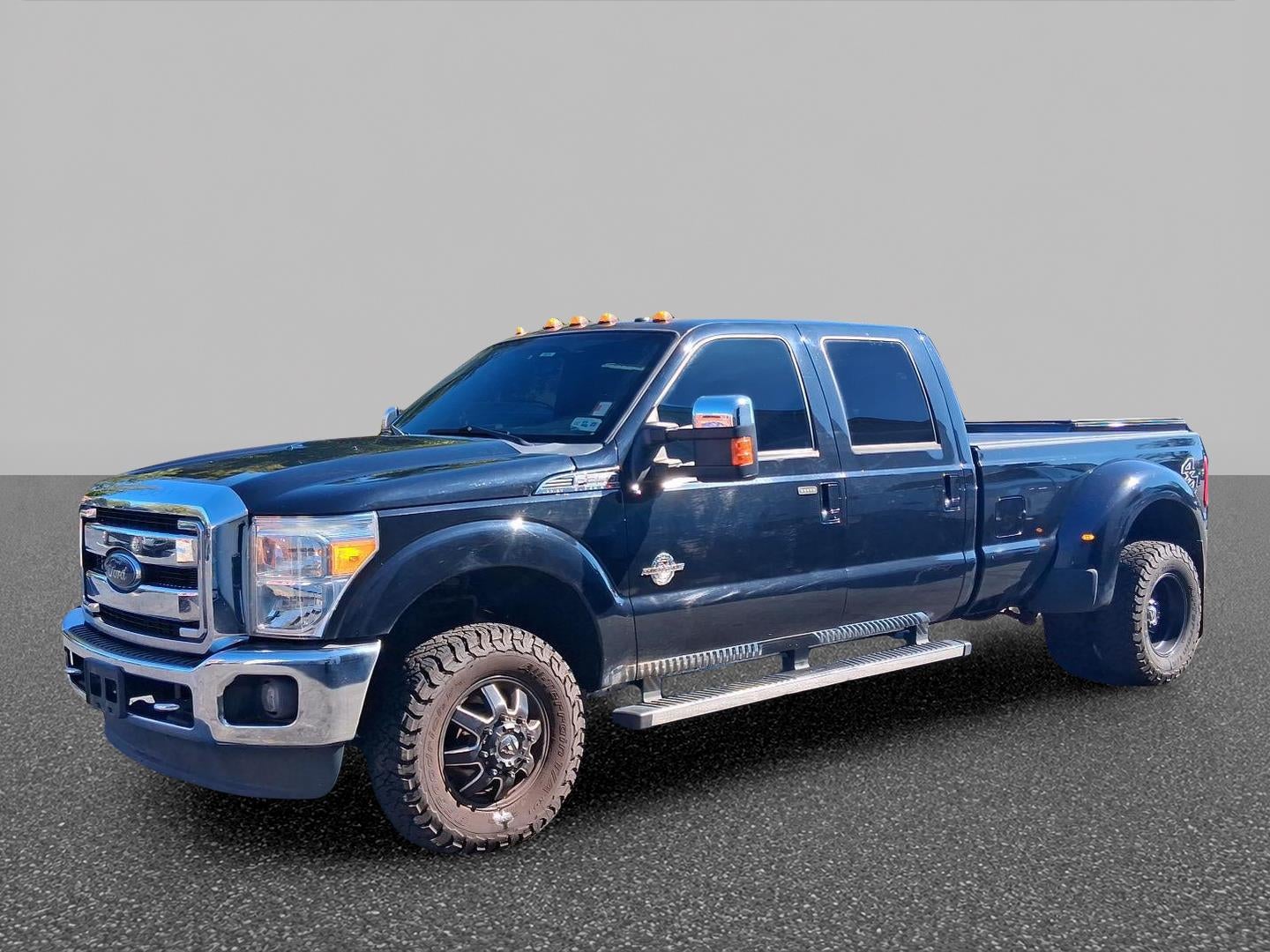 2016 Ford Super Duty F-350 DRW Lariat