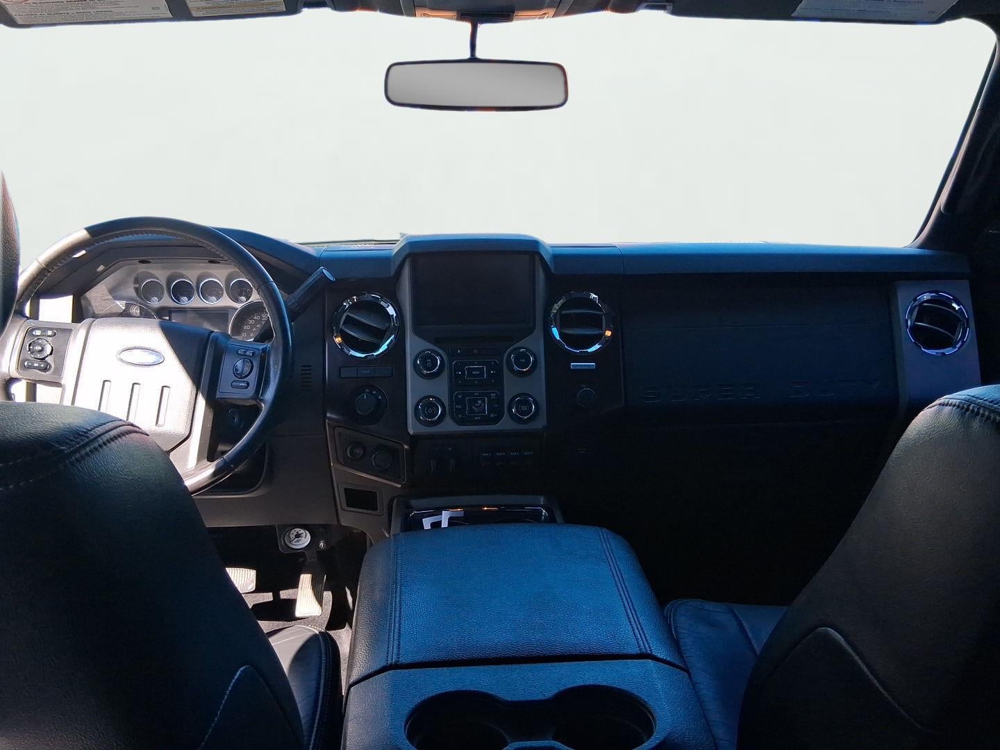 2016 Ford Super Duty F-350 DRW Lariat