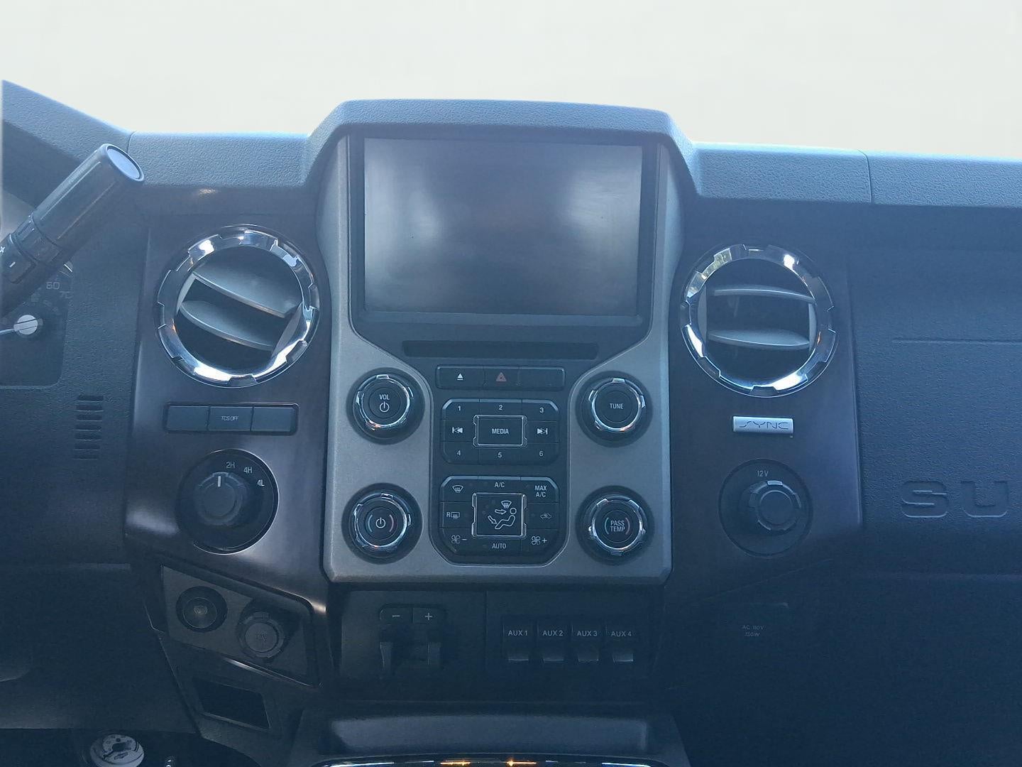2016 Ford Super Duty F-350 DRW Lariat