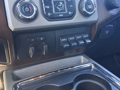 2016 Ford Super Duty F-350 DRW Lariat