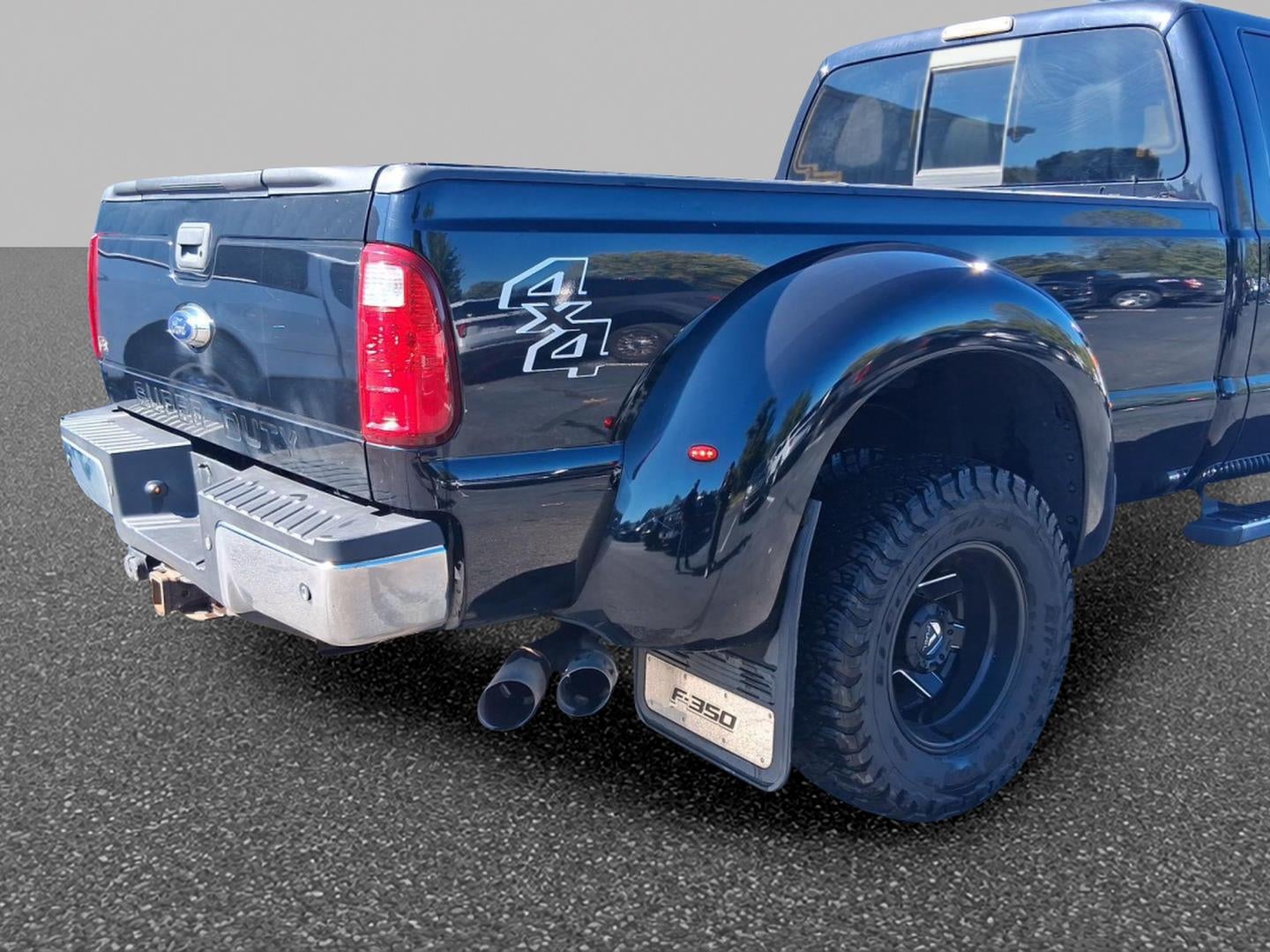 2016 Ford Super Duty F-350 DRW Lariat