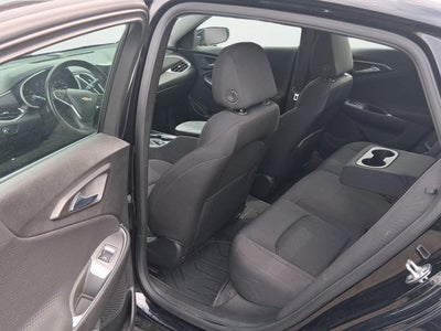 2025 Chevrolet Malibu LT