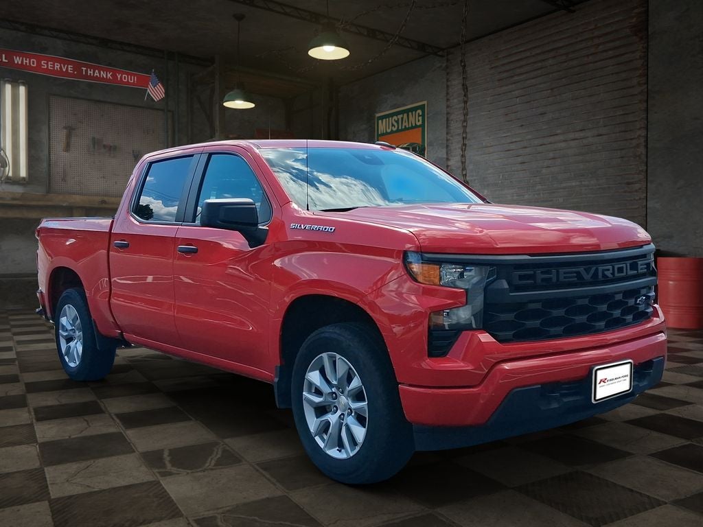2022 Chevrolet Silverado 1500 Custom