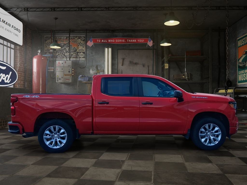 2022 Chevrolet Silverado 1500 Custom