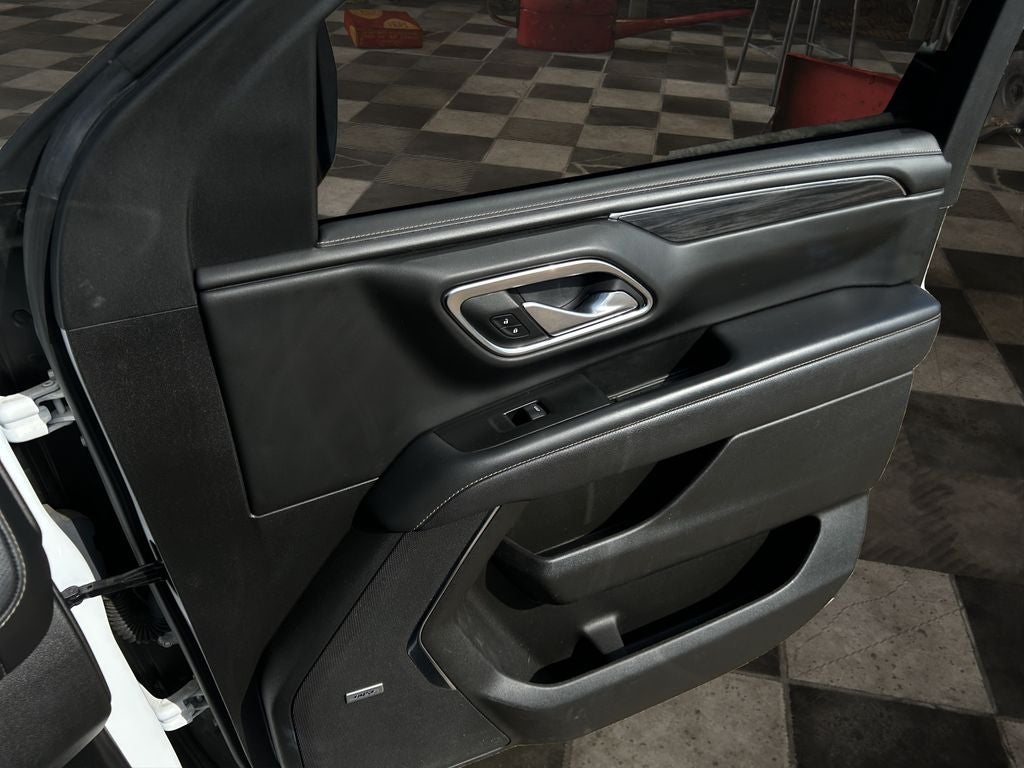 2022 GMC Yukon XL SLT