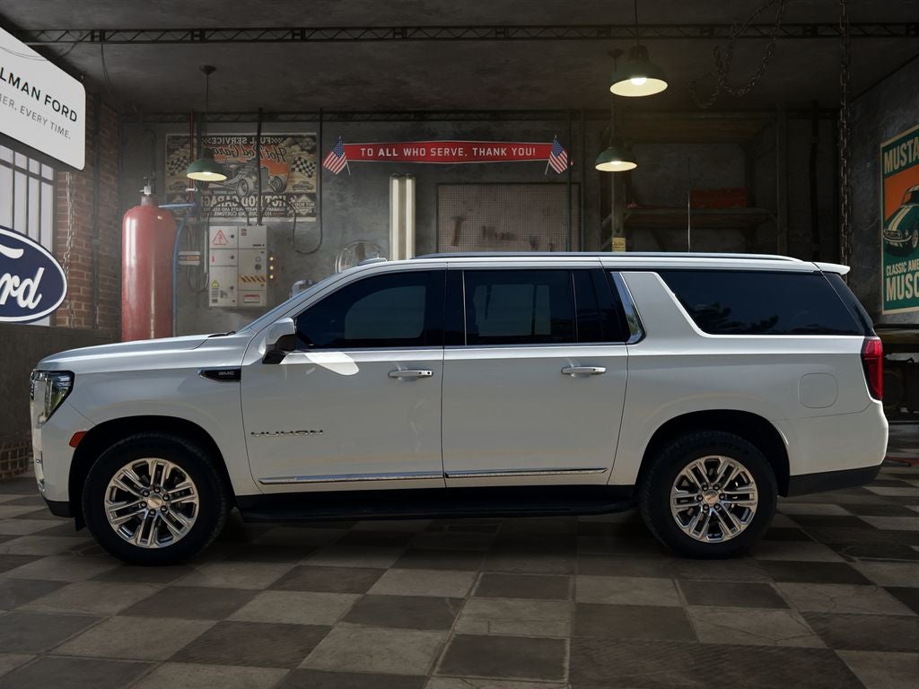 2022 GMC Yukon XL SLT