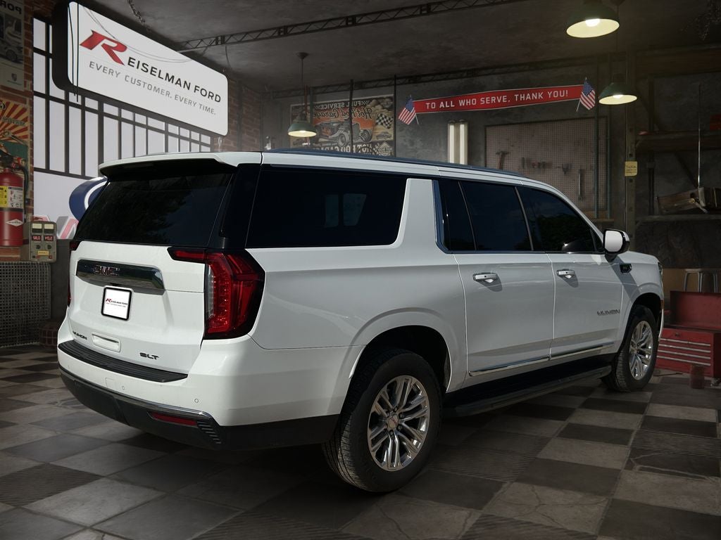 2022 GMC Yukon XL SLT