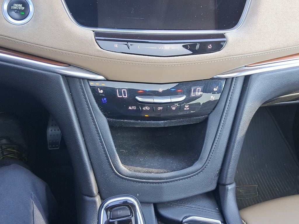2017 Cadillac XT5 Platinum