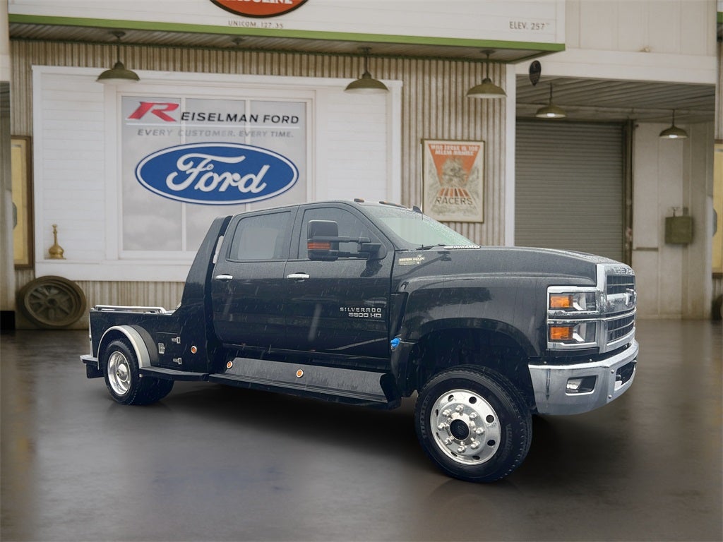 2021 Chevrolet Silverado 5500HD Work Truck