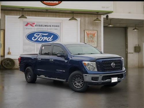 2019 Nissan Titan SV