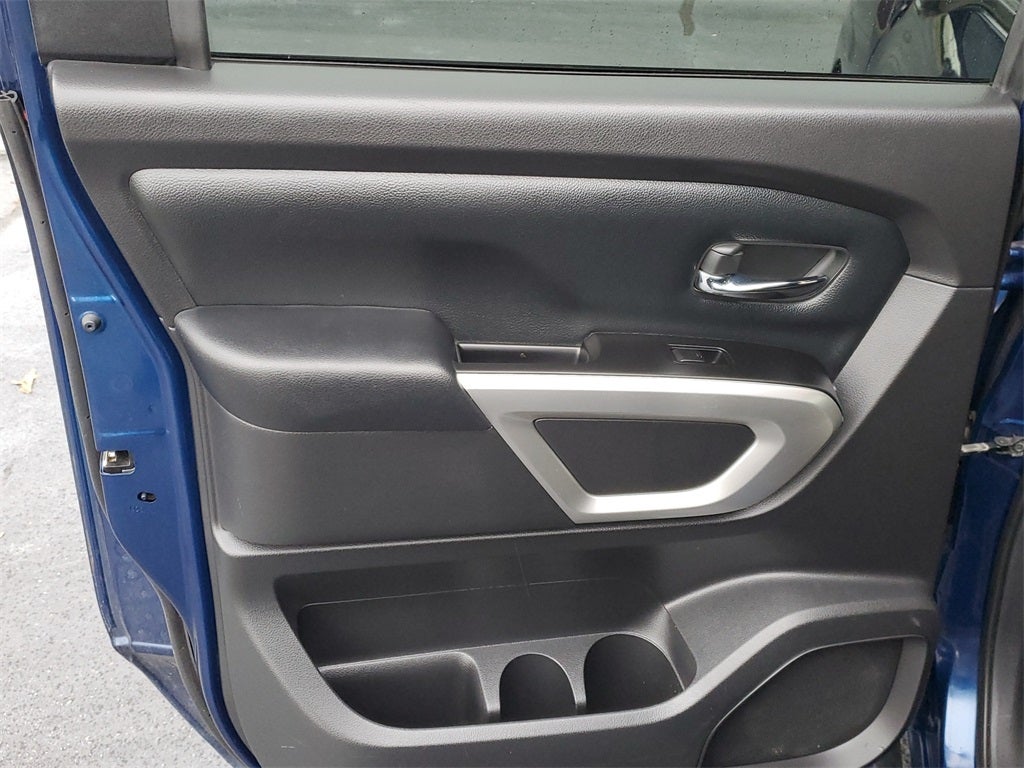 2019 Nissan Titan SV