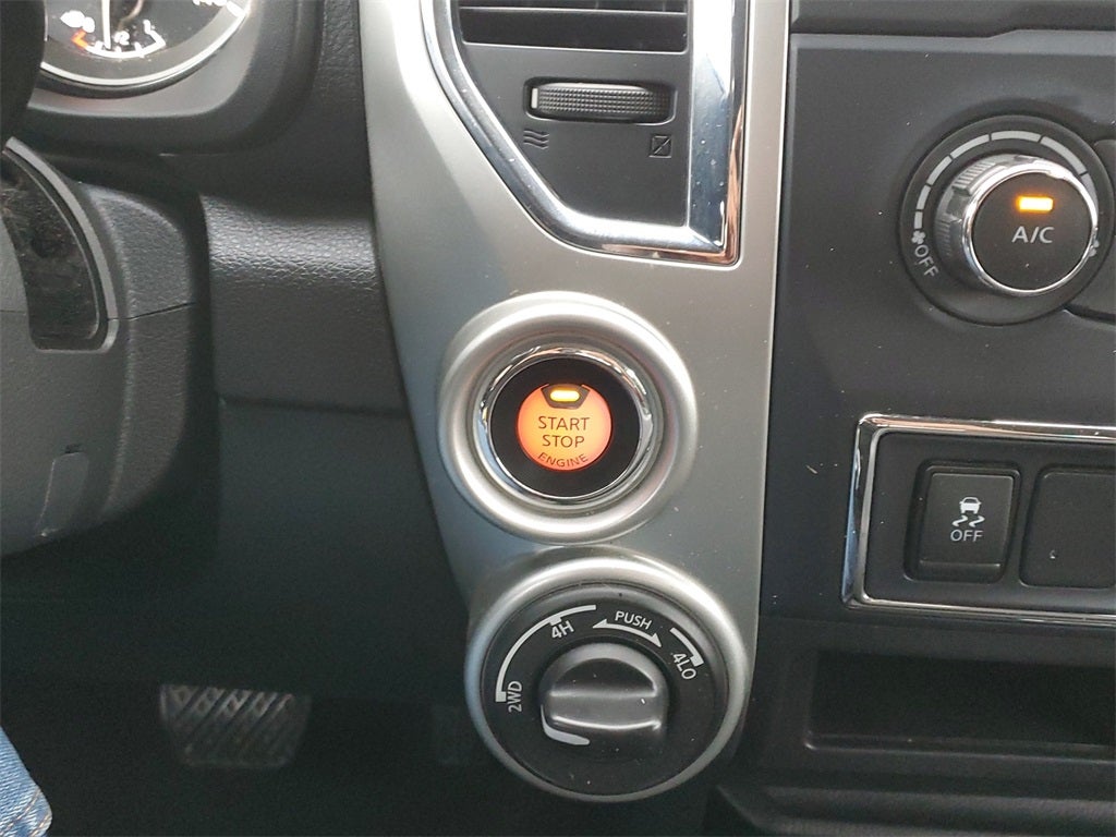 2019 Nissan Titan SV