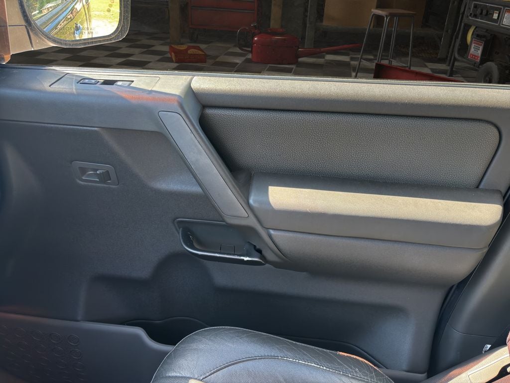 2007 Nissan Titan LE