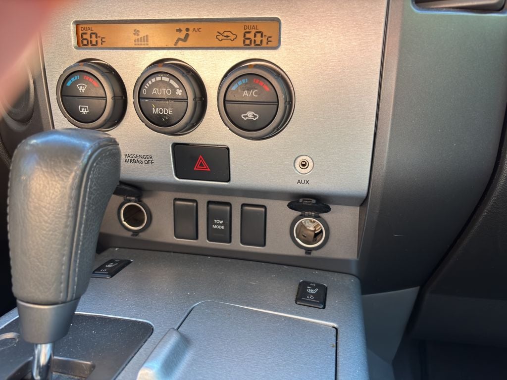 2007 Nissan Titan LE