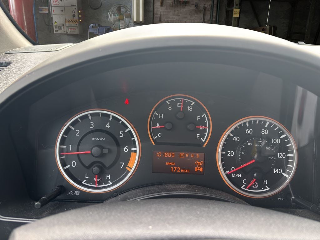 2015 Nissan Titan SV