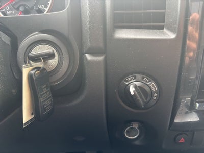 2015 Nissan Titan SV