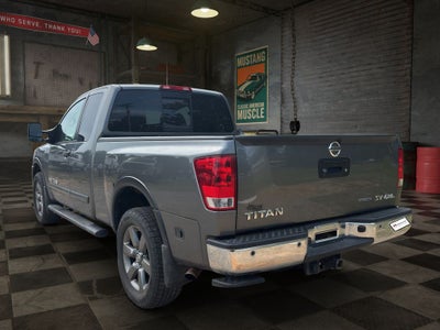 2015 Nissan Titan SV
