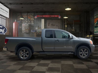 2015 Nissan Titan SV