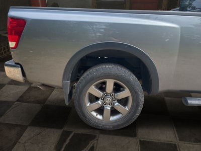 2015 Nissan Titan SV