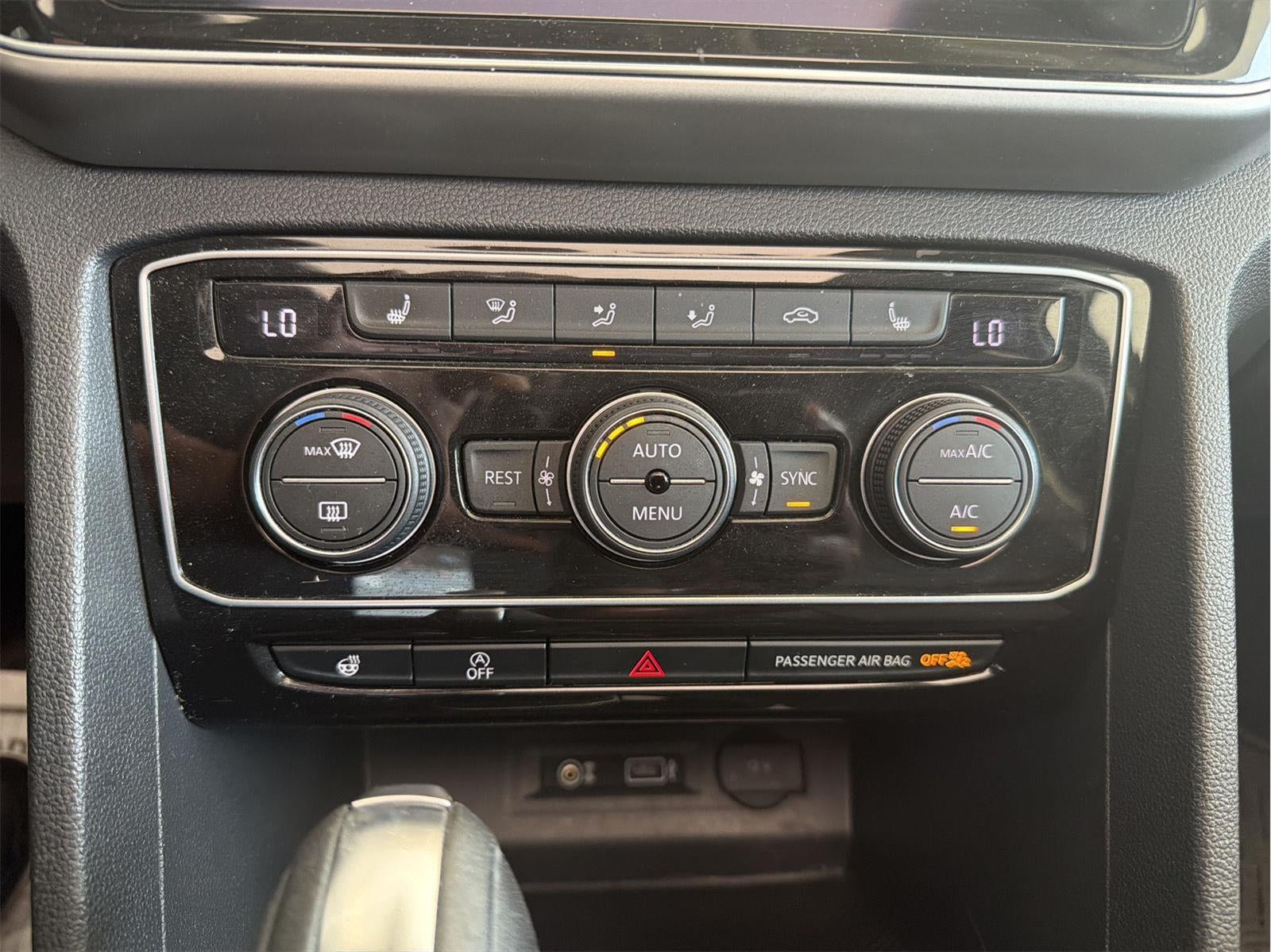 2019 Volkswagen Atlas 3.6L V6 SEL R-Line