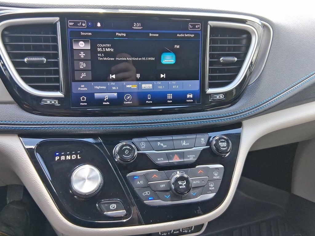 2021 Chrysler Pacifica Touring L