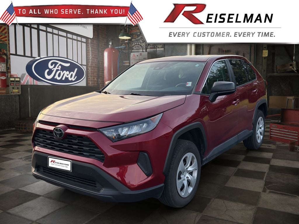 2022 Toyota RAV4 LE