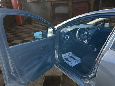 2022 Nissan Versa 1.6 S