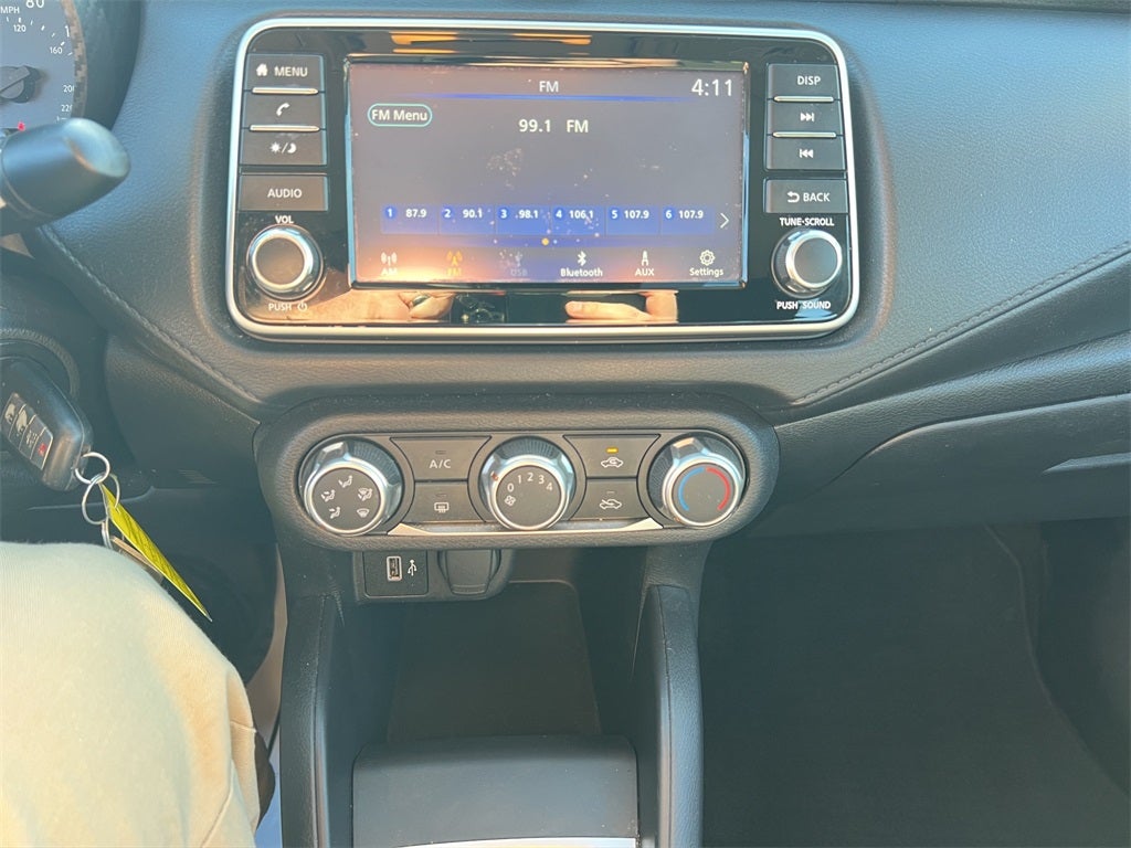 2022 Nissan Versa 1.6 S