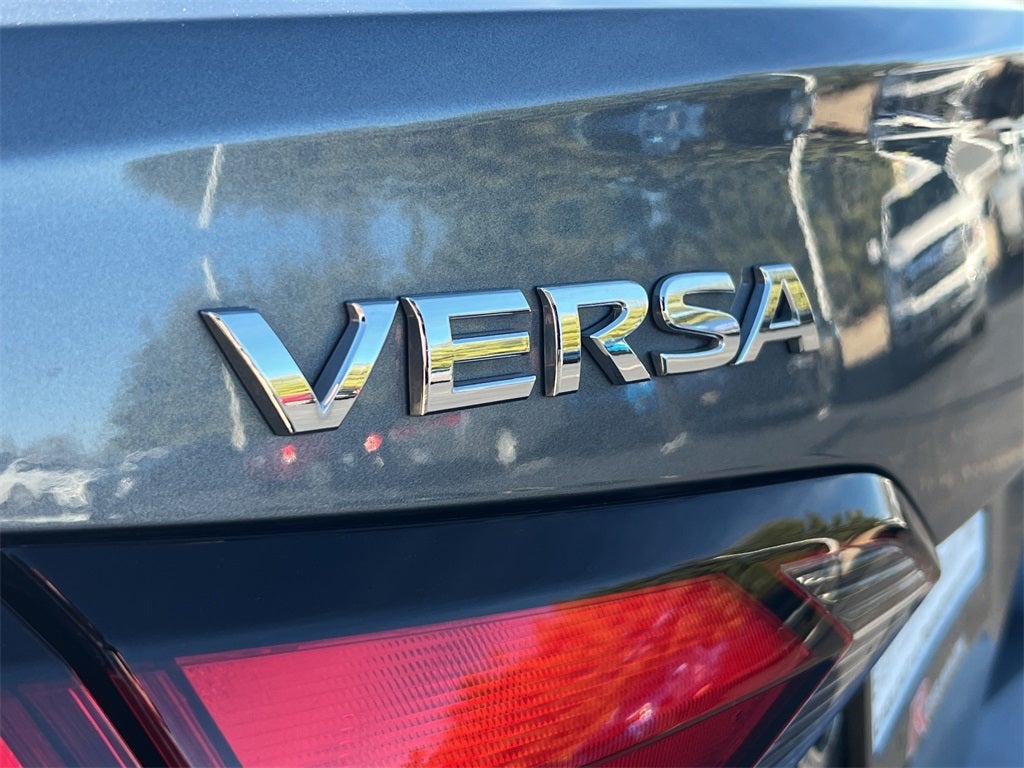 2022 Nissan Versa 1.6 S
