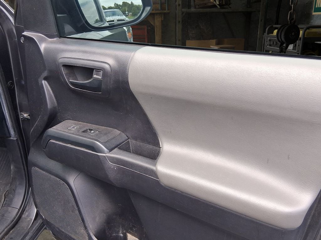 2021 Toyota Tacoma SR V6