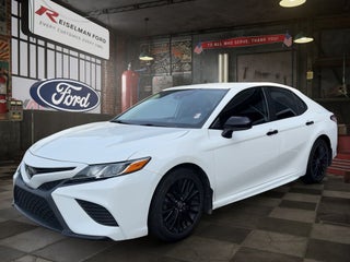 2020 Toyota Camry SE Nightshade