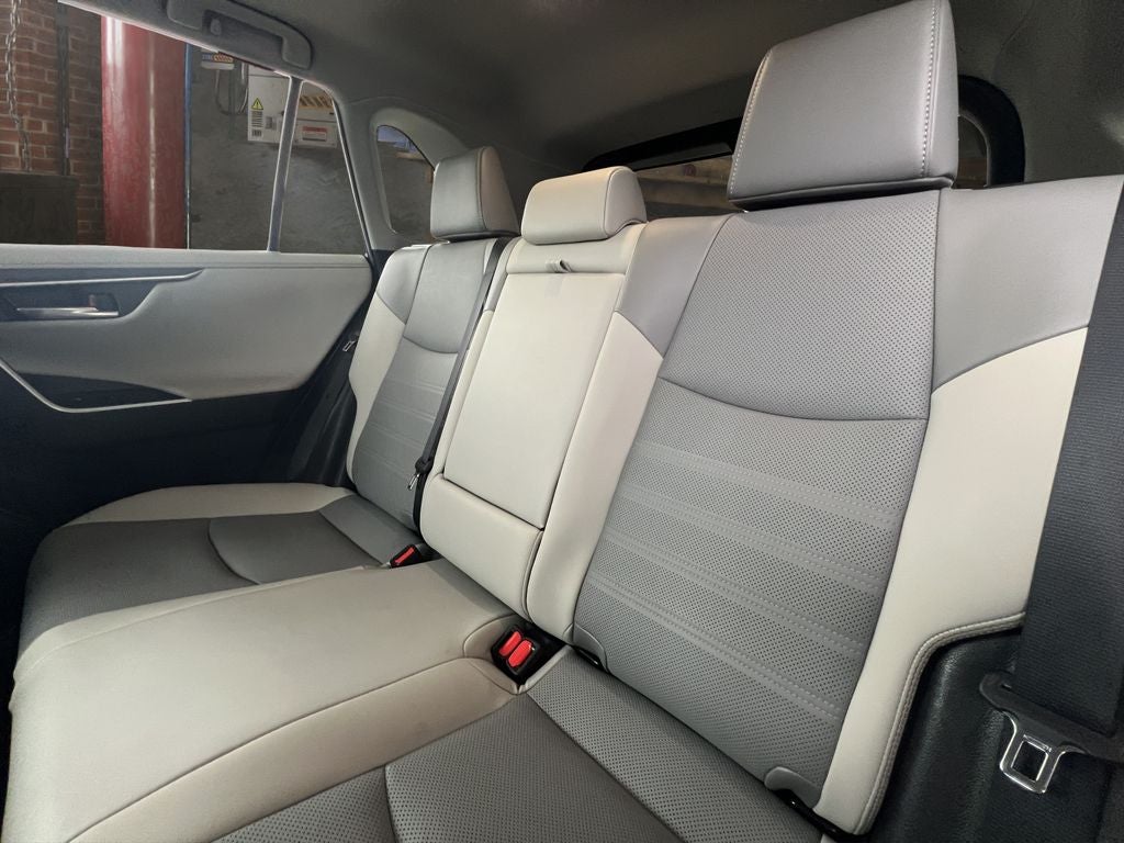 2022 Toyota RAV4 Hybrid Limited