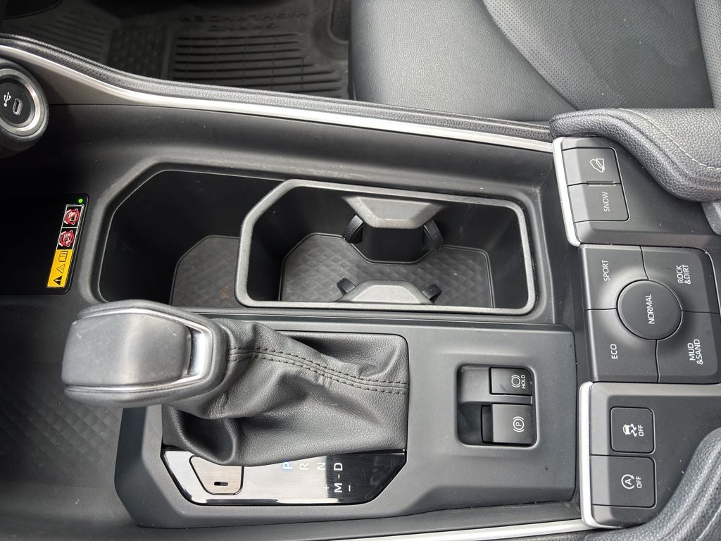 2022 Toyota Sienna Woodland Edition