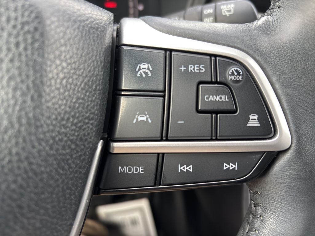 2022 Toyota Sienna Woodland Edition