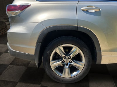 2015 Toyota Highlander Limited Platinum V6