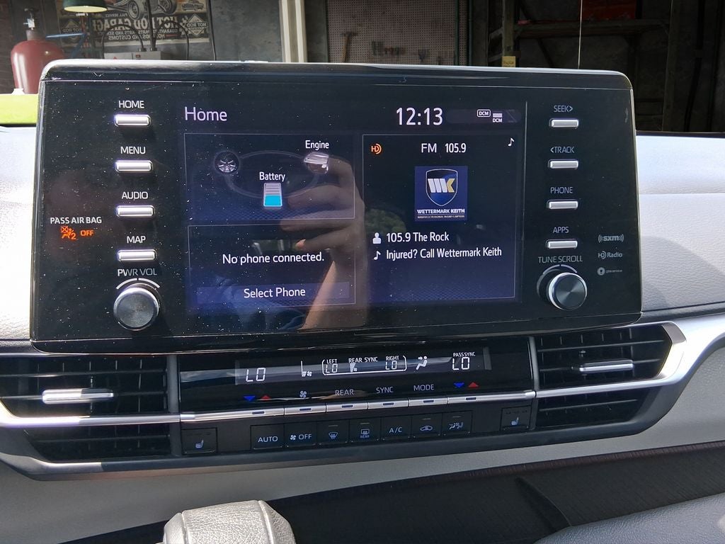 2023 Toyota Sienna XLE 8 Passenger