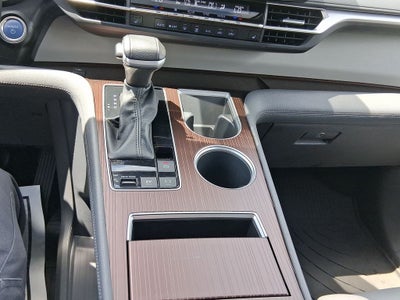 2023 Toyota Sienna XLE 8 Passenger