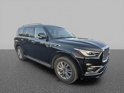 2023 INFINITI QX80 LUXE