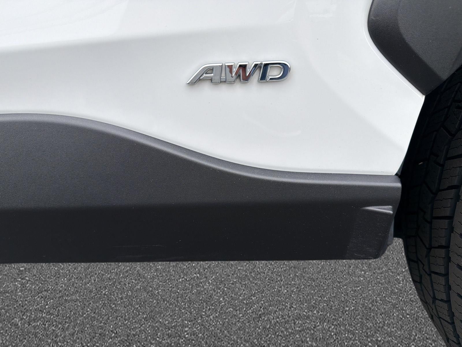 2025 Toyota Rav4 Hybrid LE