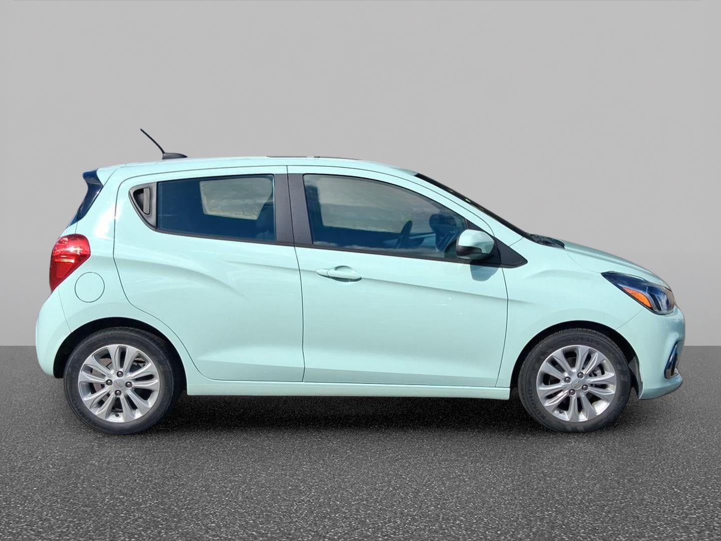 2017 Chevrolet Spark LT